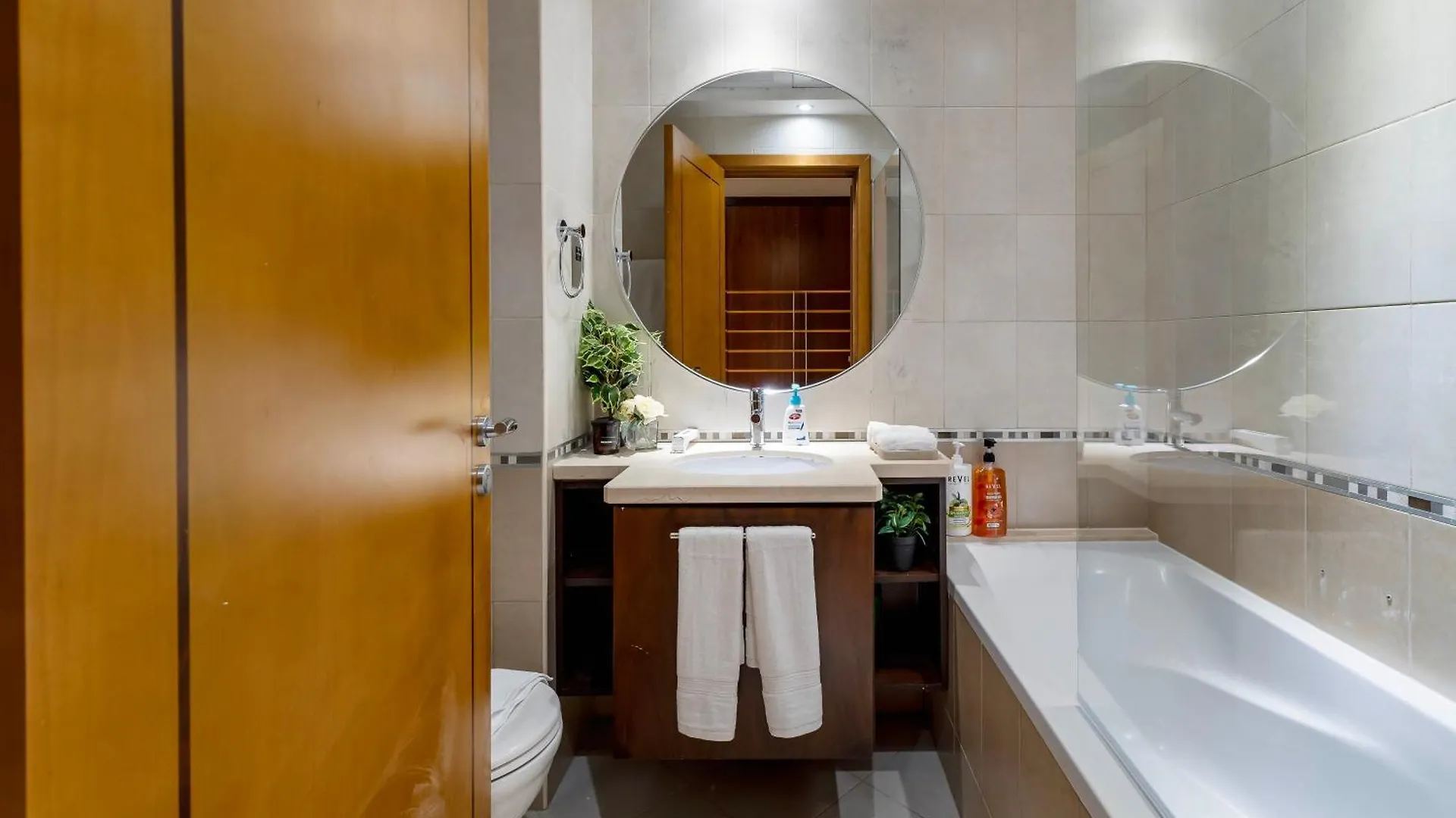 Usmans Brand New Duplex Apartment 5 Bedrooms Dubai Marina Trident Bayside 4 Rooms With 4 En-Suite Washrooms