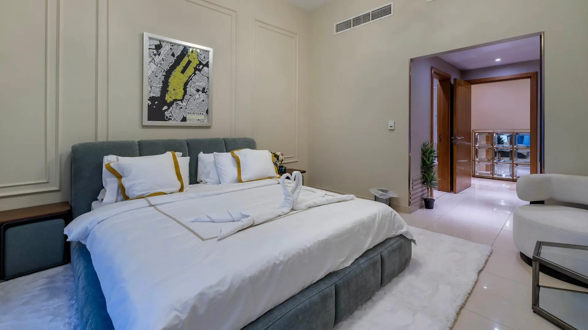 Usmans Brand New Duplex Apartment 5 Bedrooms Dubai Marina Trident Bayside 4 Rooms With 4 En-Suite Washrooms 0*,  United Arab Emirates