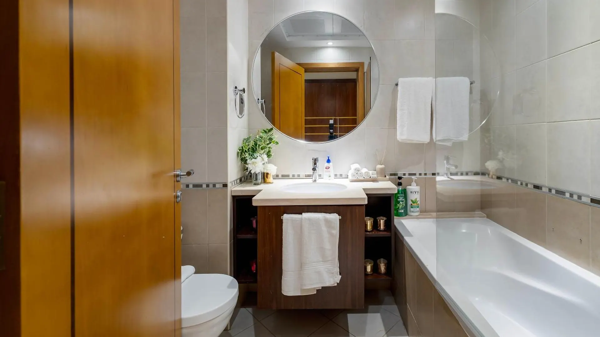 Usmans Brand New Duplex Apartment 5 Bedrooms Dubai Marina Trident Bayside 4 Rooms With 4 En-Suite Washrooms