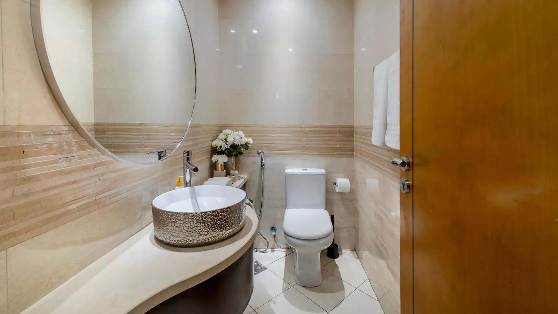 Usmans Brand New Duplex Apartment 5 Bedrooms Dubai Marina Trident Bayside 4 Rooms With 4 En-Suite Washrooms 0*,